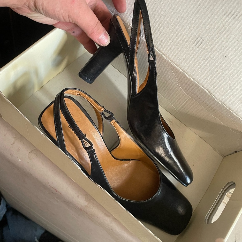 Elegant Black Slingback Heels